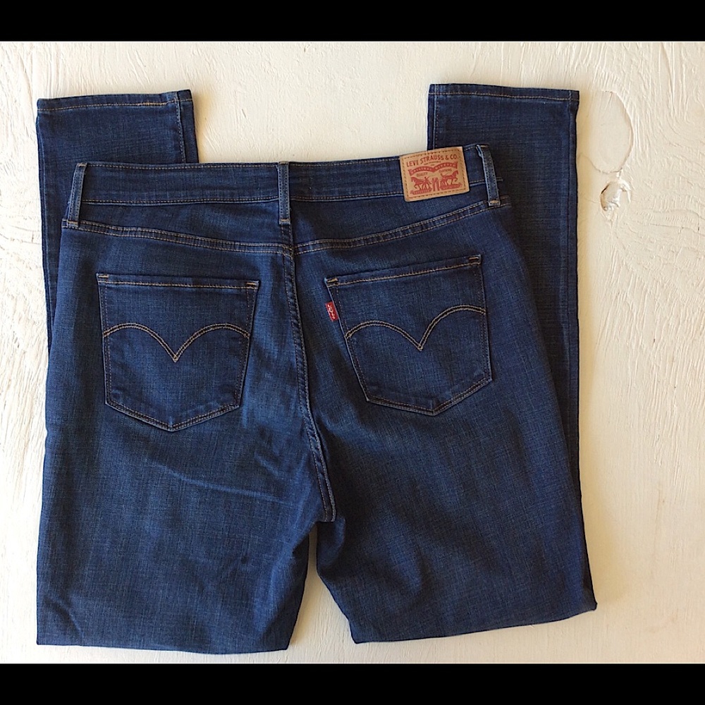 Levi 721 High Rise Skinny Jeans 33
